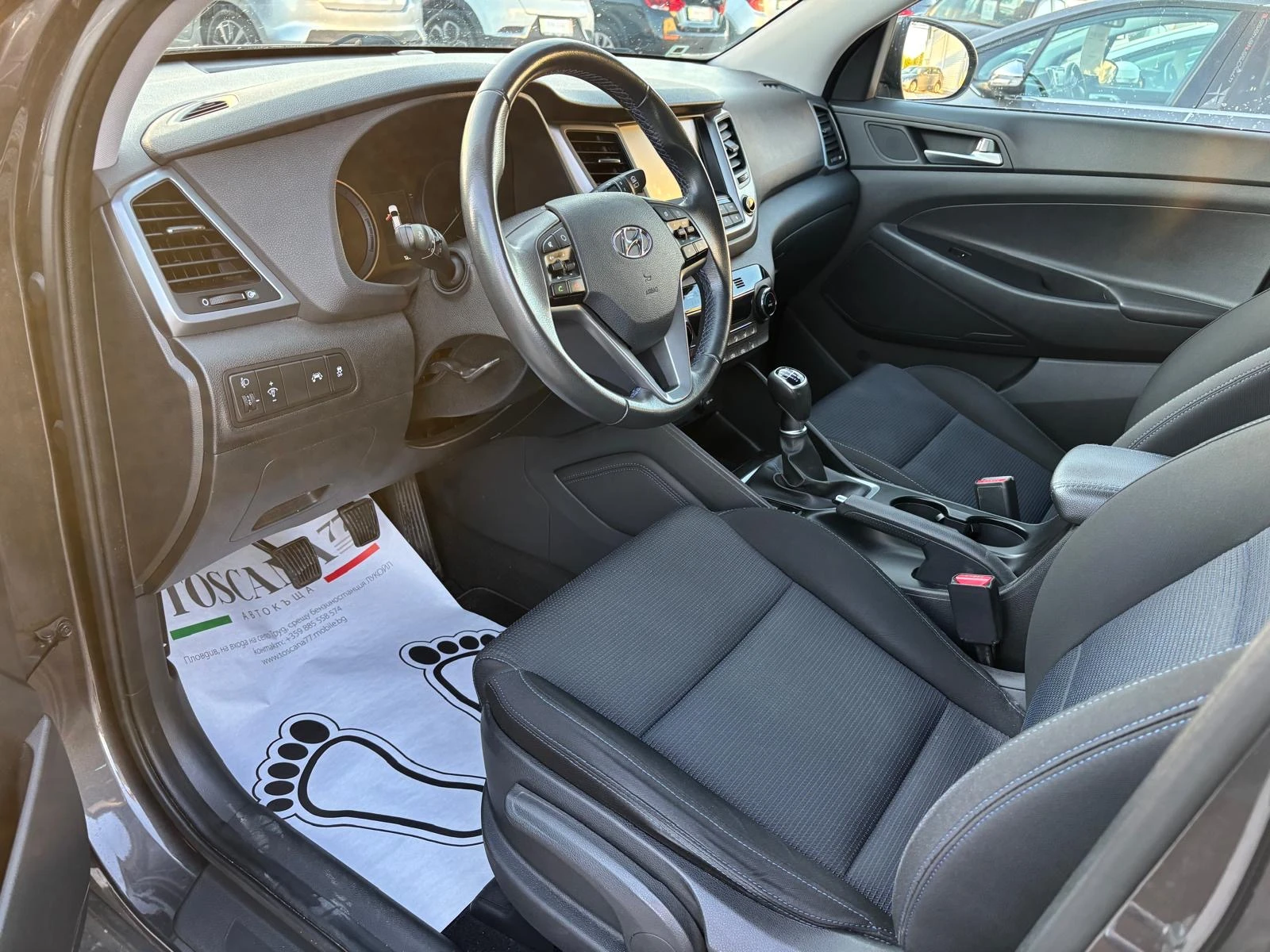 Hyundai Tucson 1.7crdi* Navi* Камера * Сервизна История, снимка 5 - Автомобили и джипове - 55993152