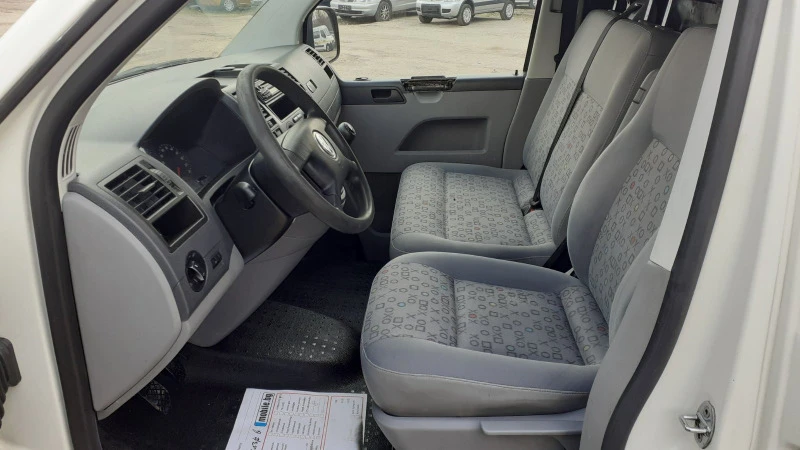 VW Transporter 1.9TDI KLIMA, снимка 10 - Бусове и автобуси - 46697951