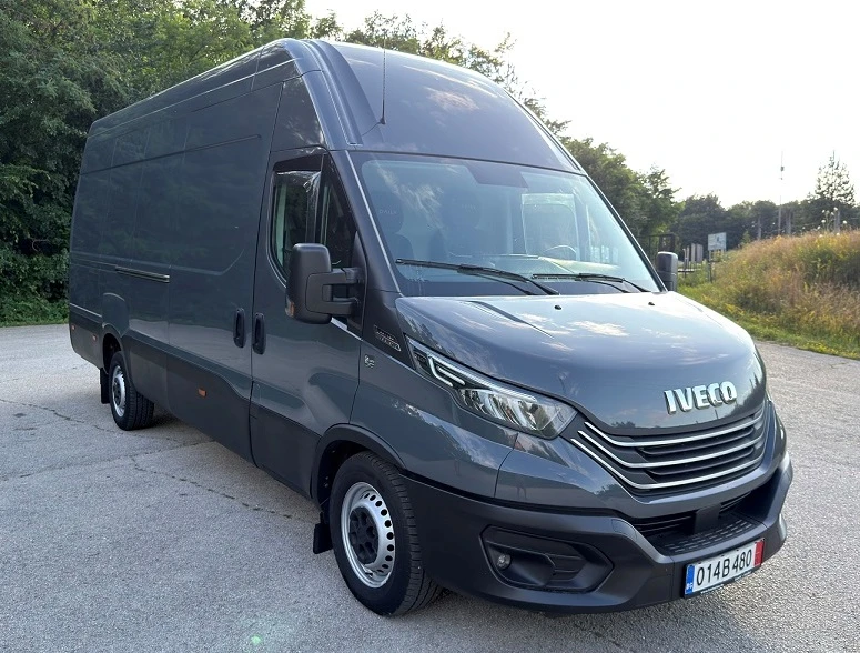 Iveco Daily 35S18* HI-MATIC* MAXI XXL* LED* КЛИМА, снимка 2 - Бусове и автобуси - 54360764