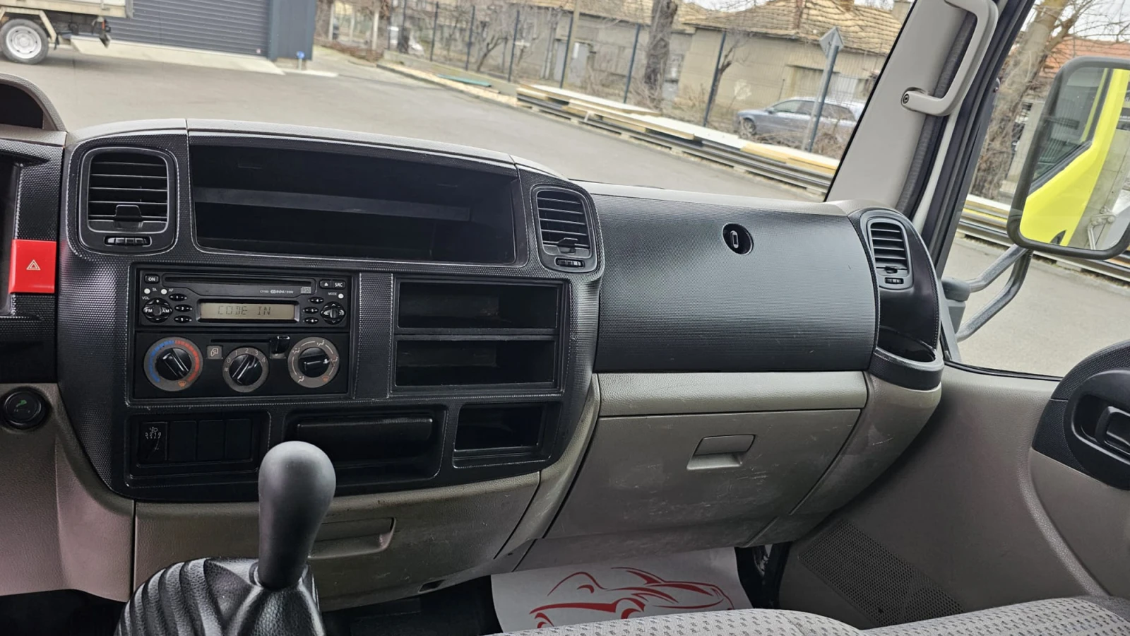 Nissan Capstar 2.5D 6SP CH-СЕРВИЗНА ИСТОРИЯ-ТОП СЪСТ.-ЛИЗИНГ - изображение 10