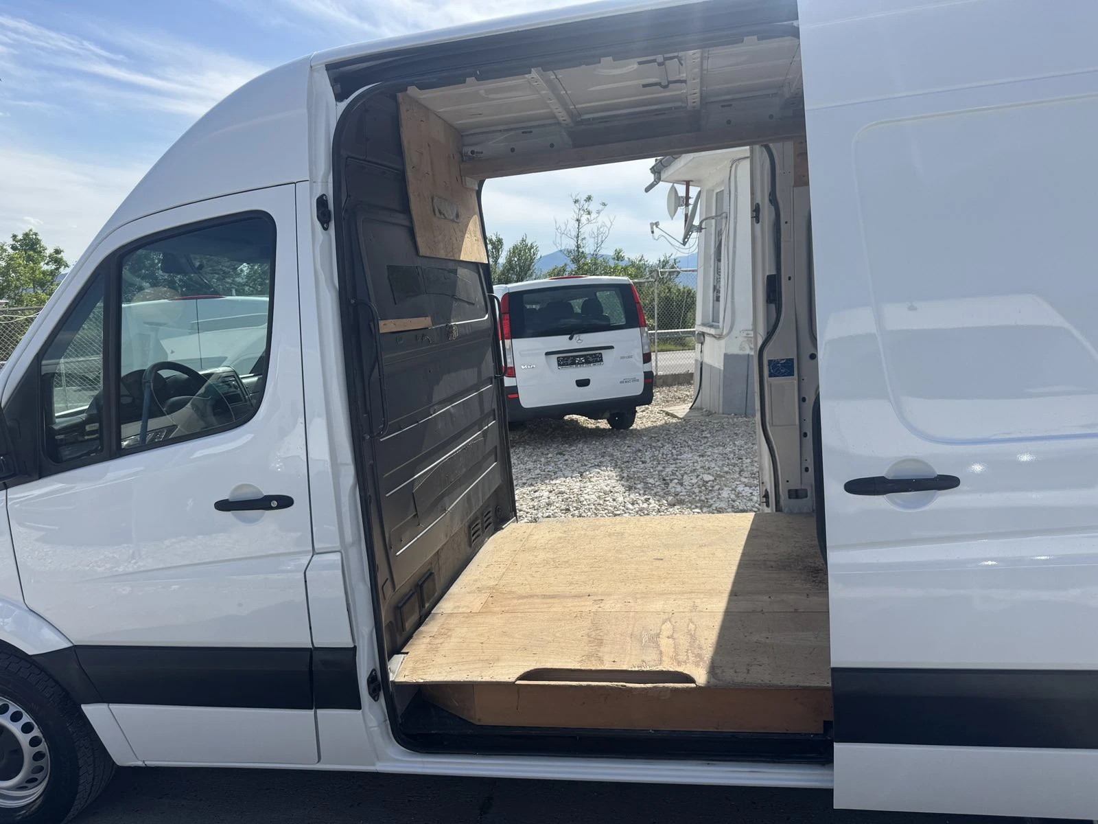 Mercedes-Benz Sprinter 2бр СТРАНИЧНИ ВРАТИ, КЛИМА 231000км!!!, снимка 7 - Бусове и автобуси - 54552663
