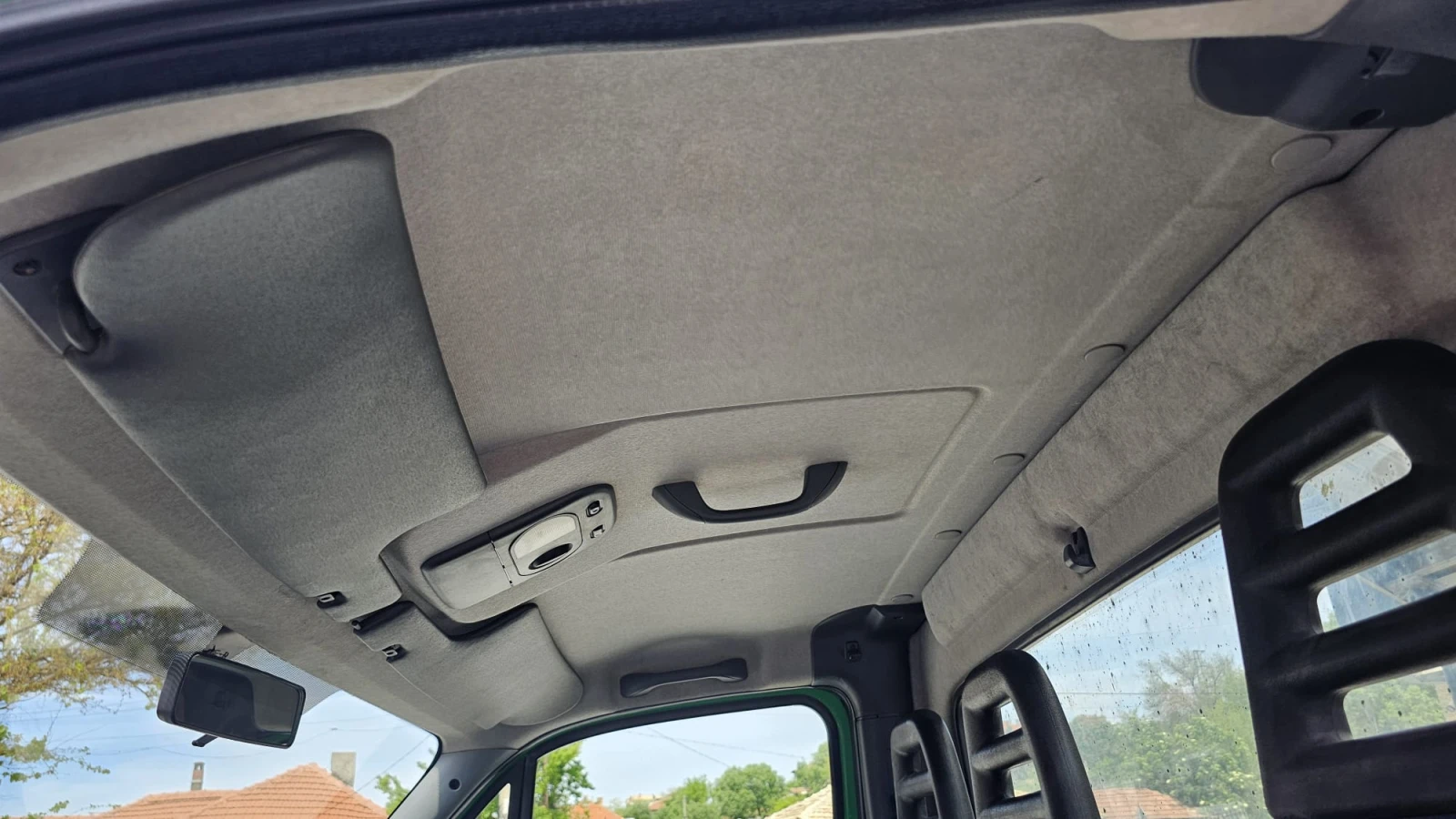 Iveco Daily 35C15 3.0D 6SP CH-N1-СОБСТВЕН ХОД-РЕАЛНИ КМ-ЛИЗИНГ, снимка 12 - Бусове и автобуси - 54627372