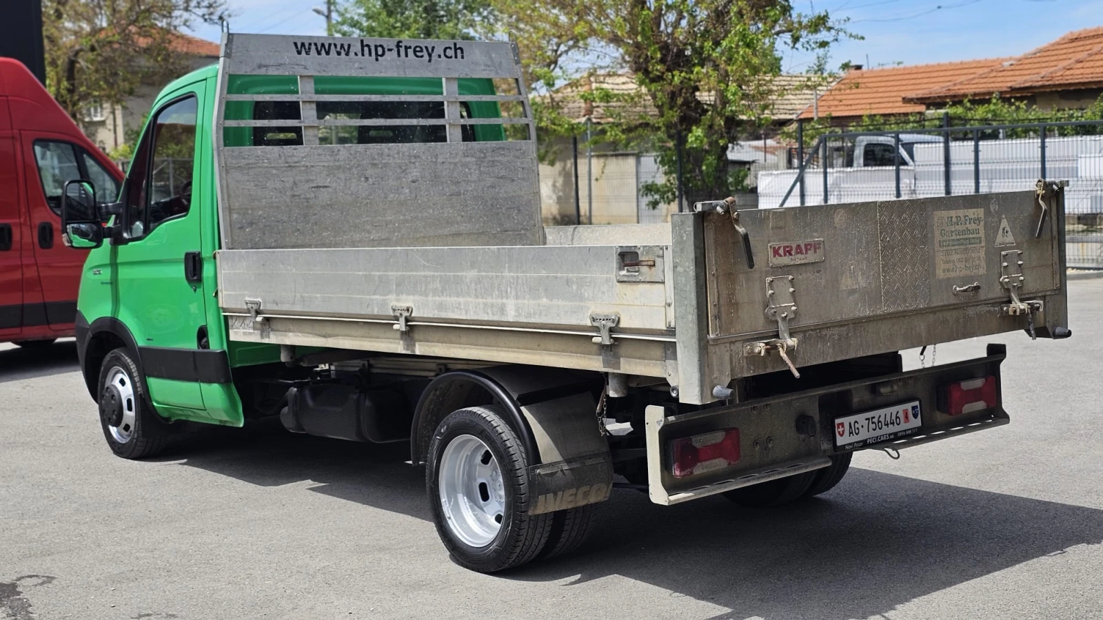 Iveco Daily 35C15 3.0D 6SP CH-N1-СОБСТВЕН ХОД-РЕАЛНИ КМ-ЛИЗИНГ, снимка 4 - Бусове и автобуси - 54627372