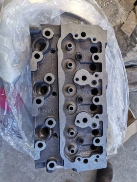 Трактор Kubota Глава НОВА за 3TN82, снимка 1