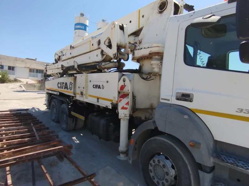 Бетон помпа Mercedes-Benz Axor 3340 K38, снимка 5 - Индустриална техника - 51760364