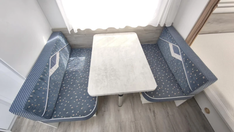 Каравана Burstner Ventana Clasik 410 TS , снимка 13 - Каравани и кемпери - 49965960