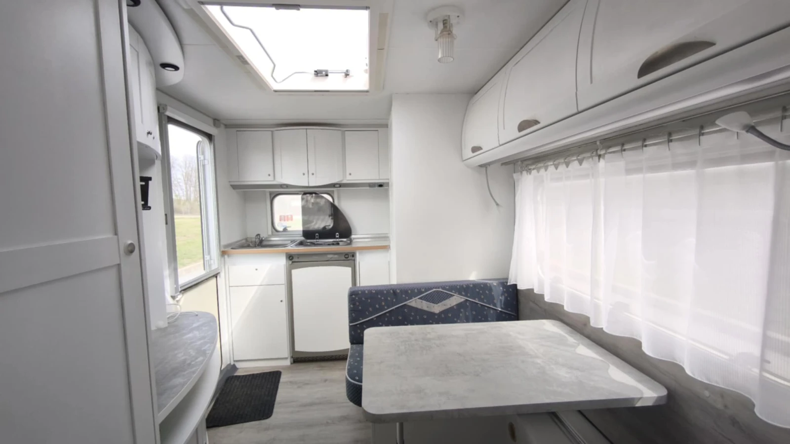 Каравана Burstner Ventana Clasik 410 TS  - изображение 10