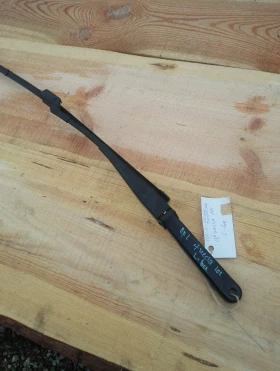 Рамо чистачка ляво Форд Фиеста 1.4тдци