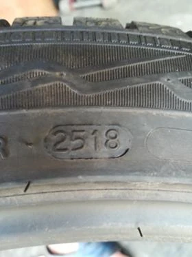 Гуми Зимни 225/45R18, снимка 5