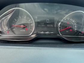 Peugeot 208 1.2i Euro5B Navi  | Mobile.bg    9