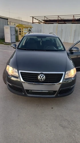 Обява за продажба на VW Passat 1.6 tdi ~11 280 лв. - изображение 1