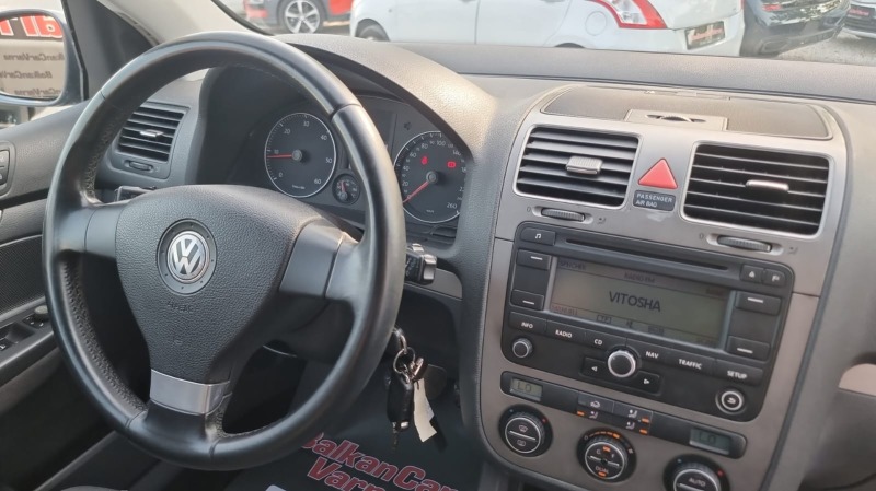 VW Golf 1.9 TDI HIGH-LINE, снимка 8 - Автомобили и джипове - 46318554