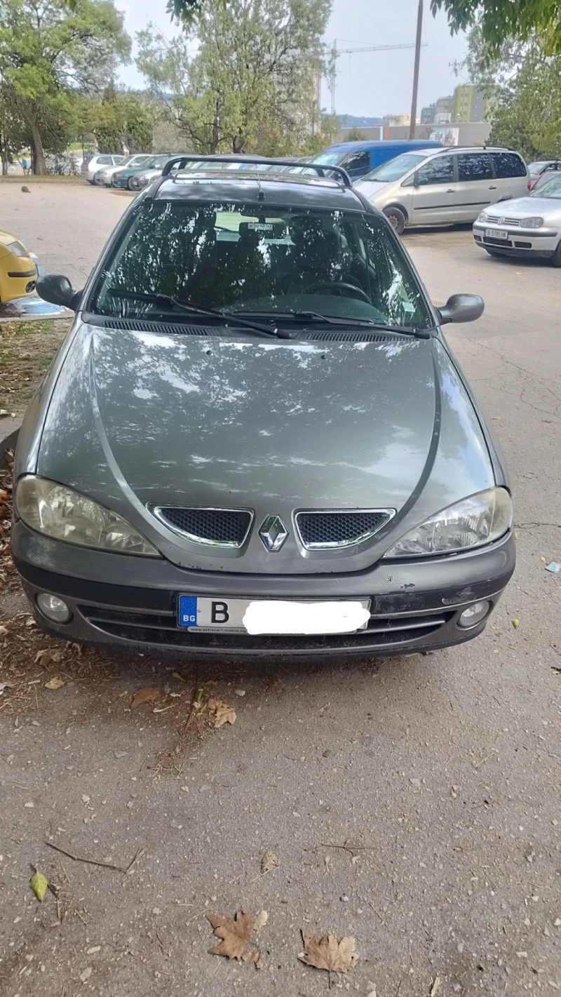 Renault Megane, снимка 1 - Автомобили и джипове - 47326662