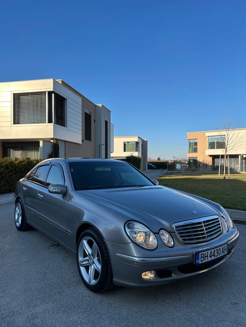 Mercedes-Benz E 270 CDI, снимка 1 - Автомобили и джипове - 49251772