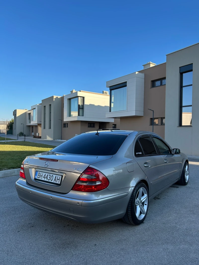 Mercedes-Benz E 270 CDI, снимка 4 - Автомобили и джипове - 49251772