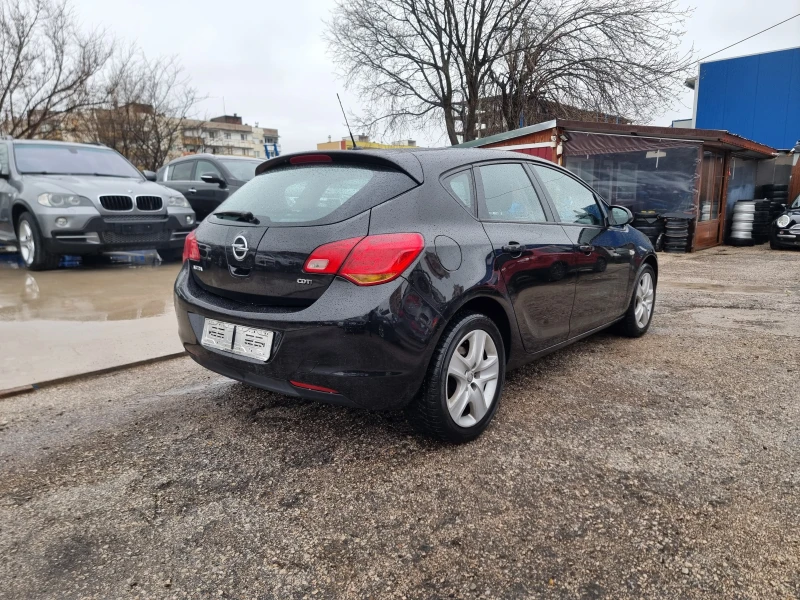 Opel Astra 1.7CTDI , снимка 7 - Автомобили и джипове - 49728617