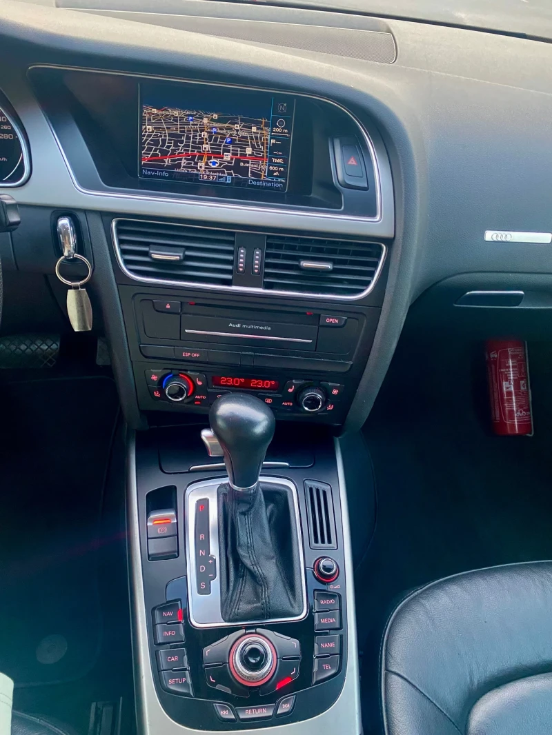 Audi A5 Coupe, снимка 7 - Автомобили и джипове - 51669383