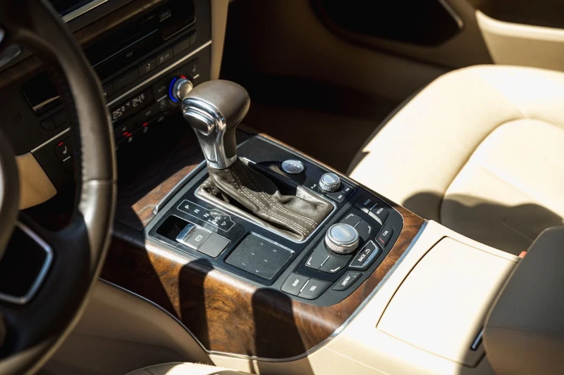 Audi A7, снимка 12 - Автомобили и джипове - 51903835