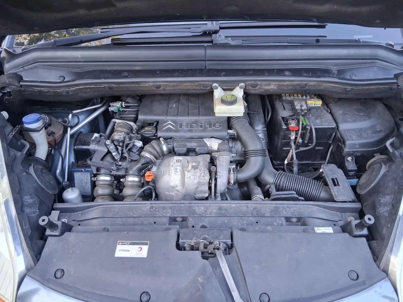 Citroen C4 Picasso 1.6 HDI, снимка 14 - Автомобили и джипове - 52021212