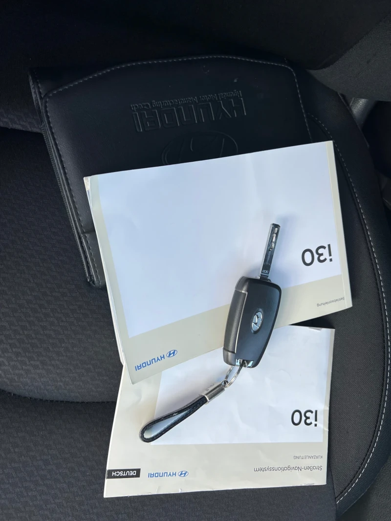 Hyundai I30 1.6d, ШВЕЙЦАРИЯ, снимка 16 - Автомобили и джипове - 52059256