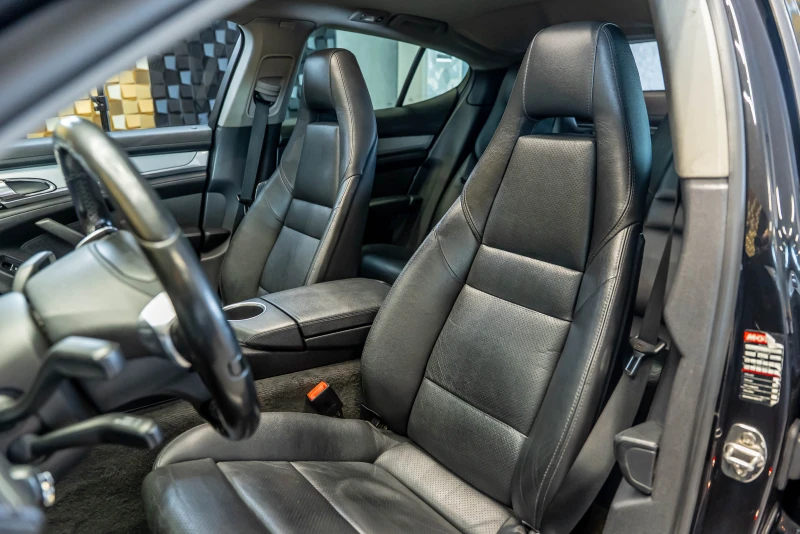 Porsche Panamera Diesel, снимка 11 - Автомобили и джипове - 52442945