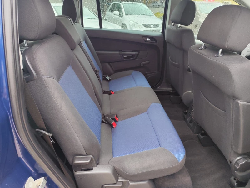 Opel Zafira 1.7 дизел, снимка 13 - Автомобили и джипове - 52510176