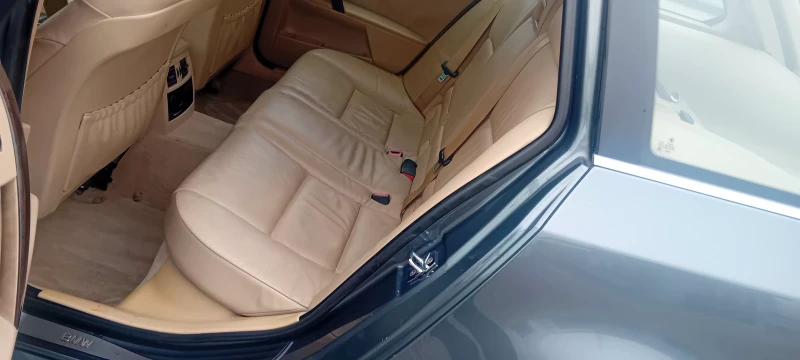 BMW 530 3.0d, снимка 8 - Автомобили и джипове - 53057279