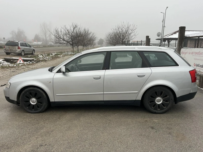 Audi A4 2.5TDI 180кс 6ск 4Х4 КЛИМАТРОНИК КСЕНОН АВТОПИЛОТ, снимка 6 - Автомобили и джипове - 53394181