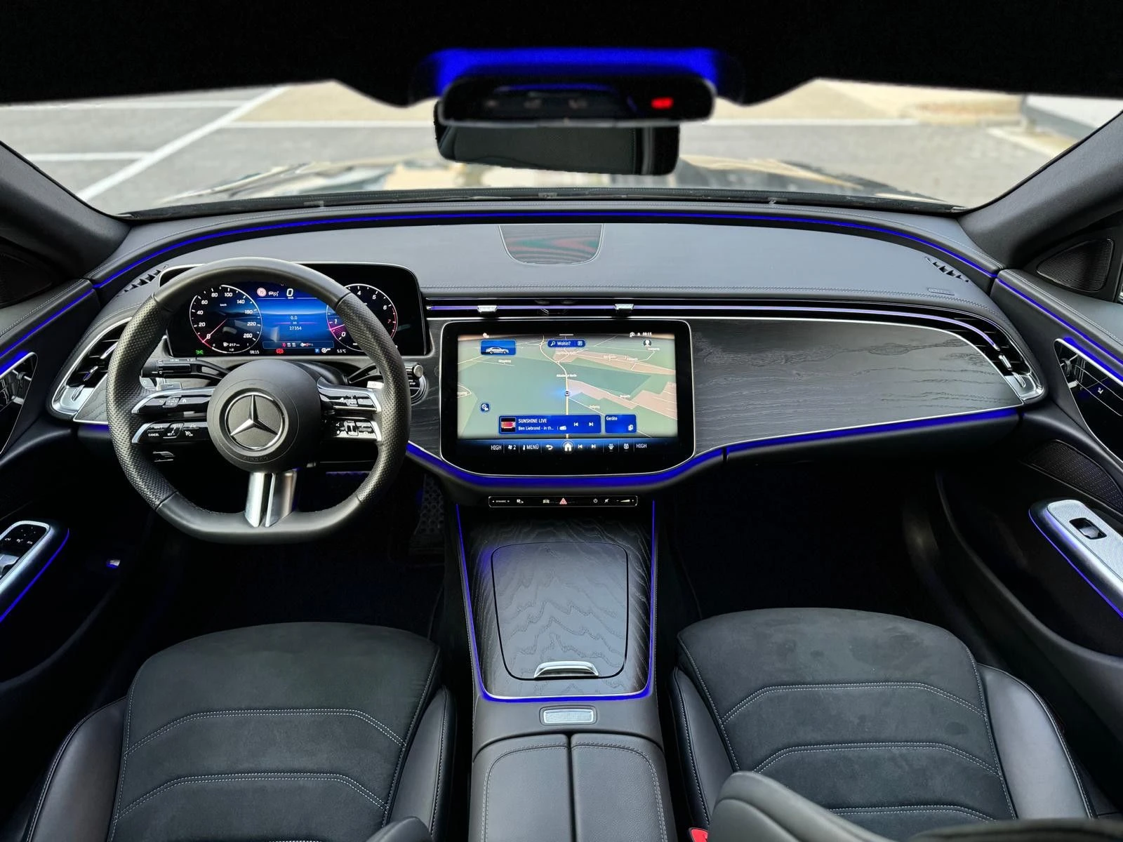 Mercedes-Benz E 200 * AMG* NIGHT* DISTR* LED* CAM*  | Mobile.bg   13