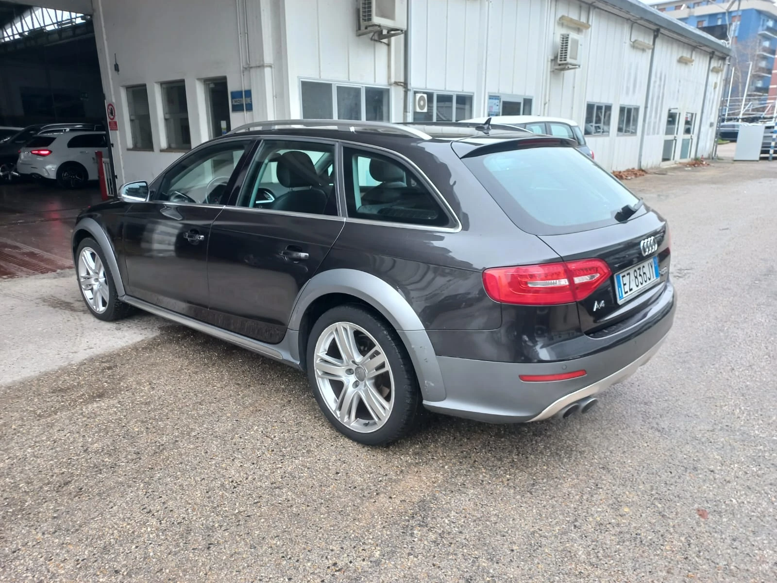 Audi A4 Allroad 2.0TDI 190к.с. FACELIFT 100% РЕАЛНИ КМ-ДОКАЗУЕМИ ! - изображение 5