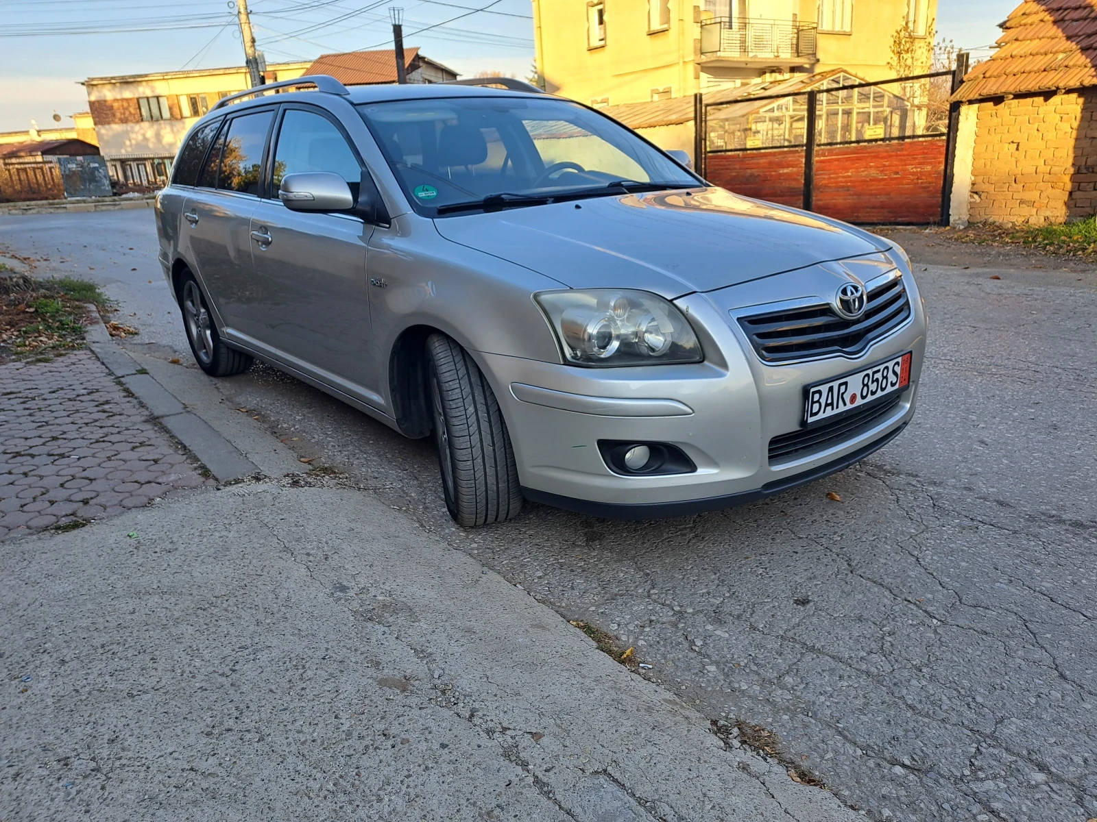 Toyota Avensis TOYOTA AVENSIS 2.2 177 DIZEL TOP - изображение 5