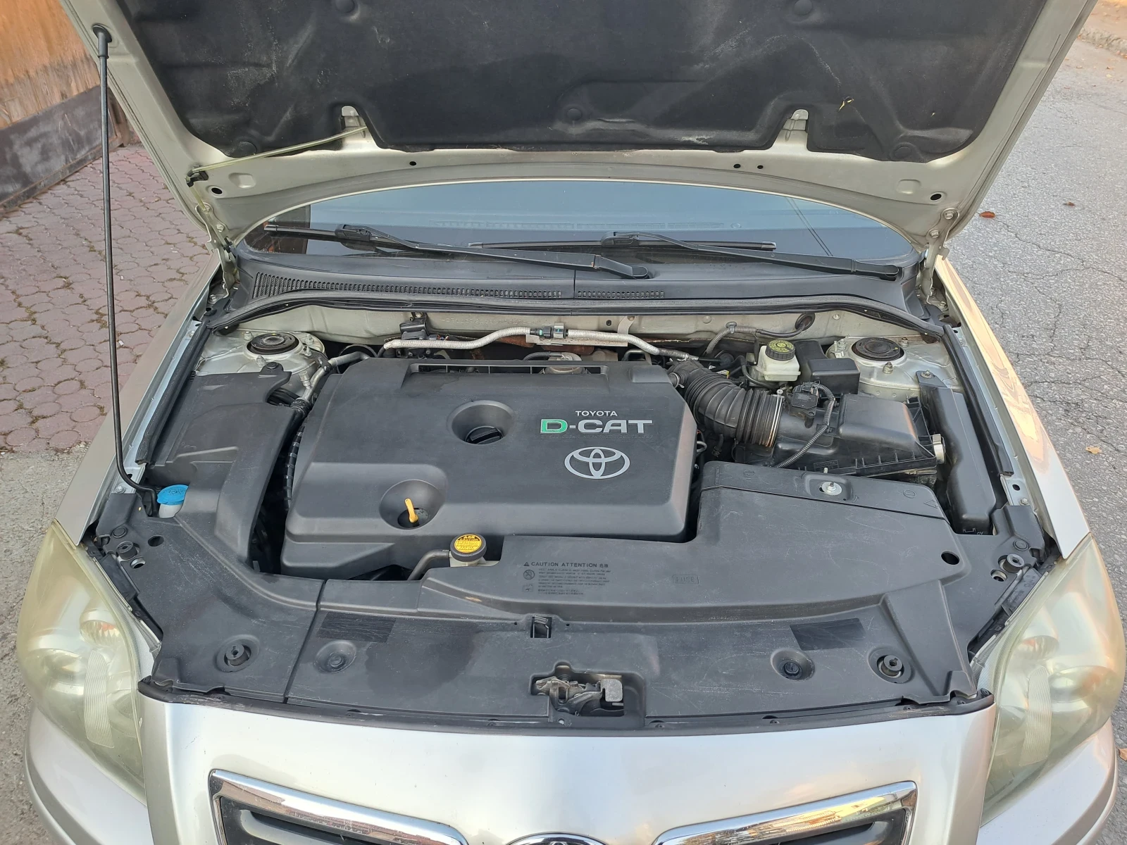 Toyota Avensis TOYOTA AVENSIS 2.2 177 DIZEL TOP - изображение 4