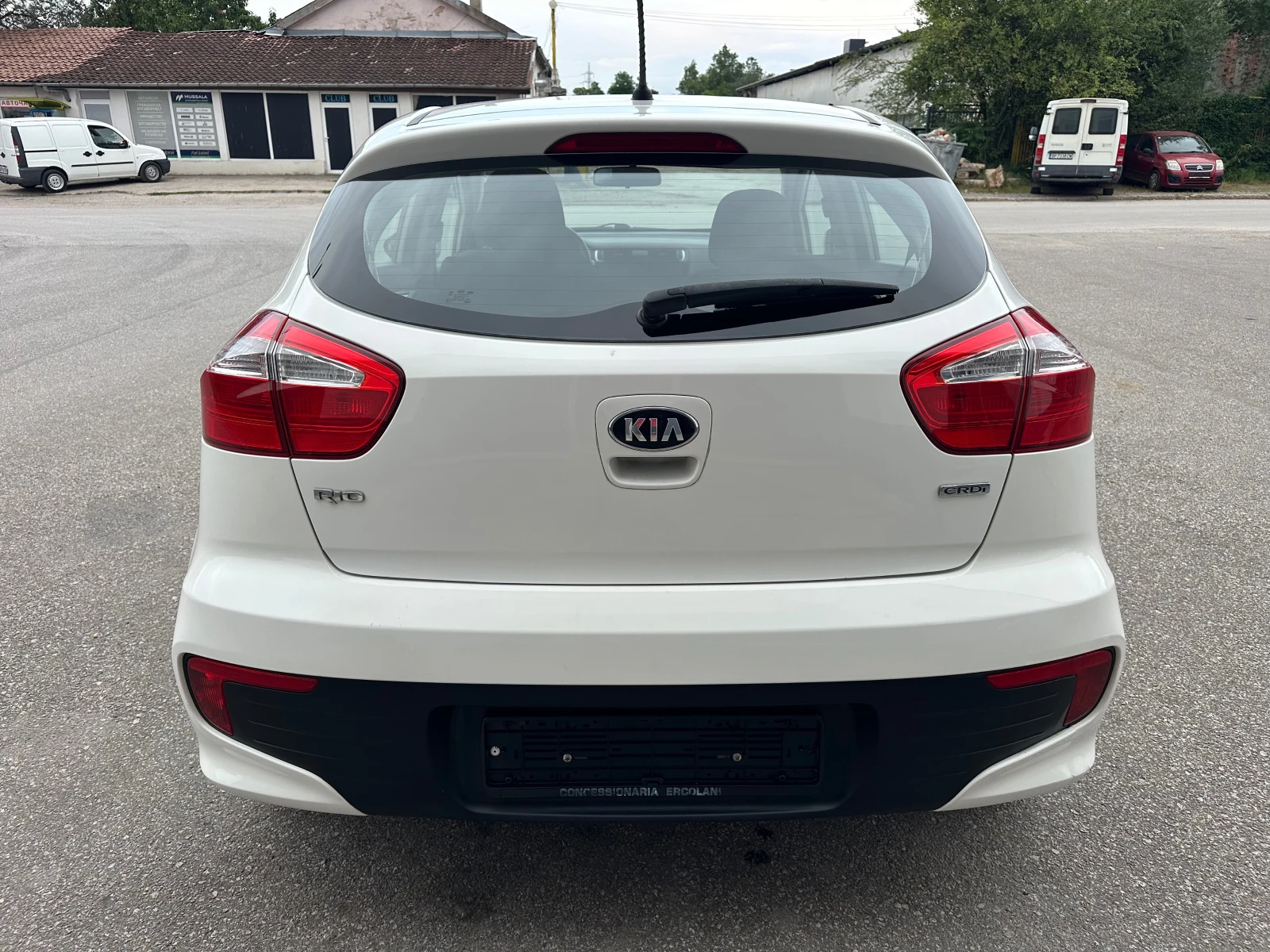 Kia Rio 1.1CRDI Face Lift Италия Euro 6 - изображение 6