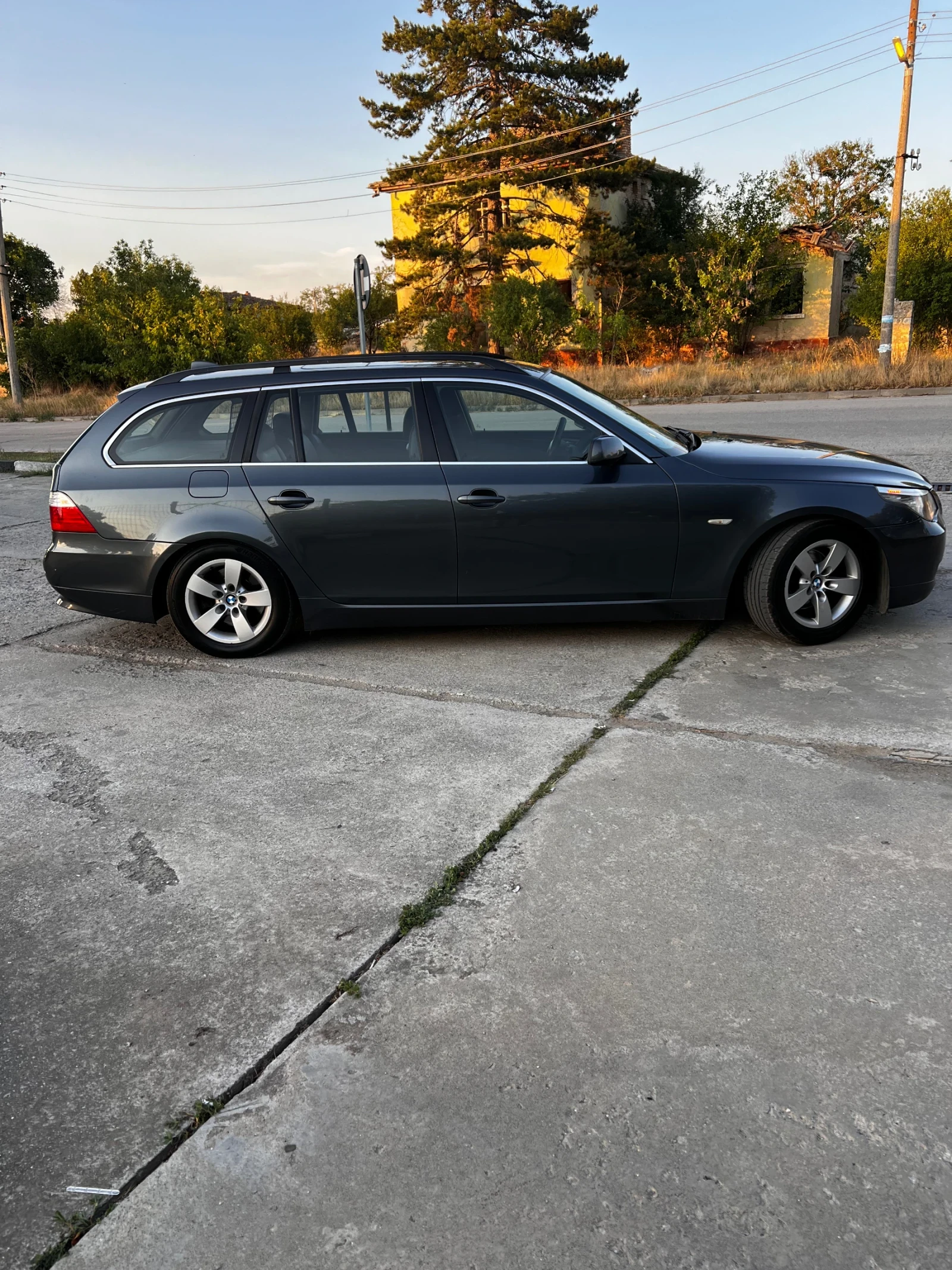 BMW 520 FACELIFT  - изображение 4