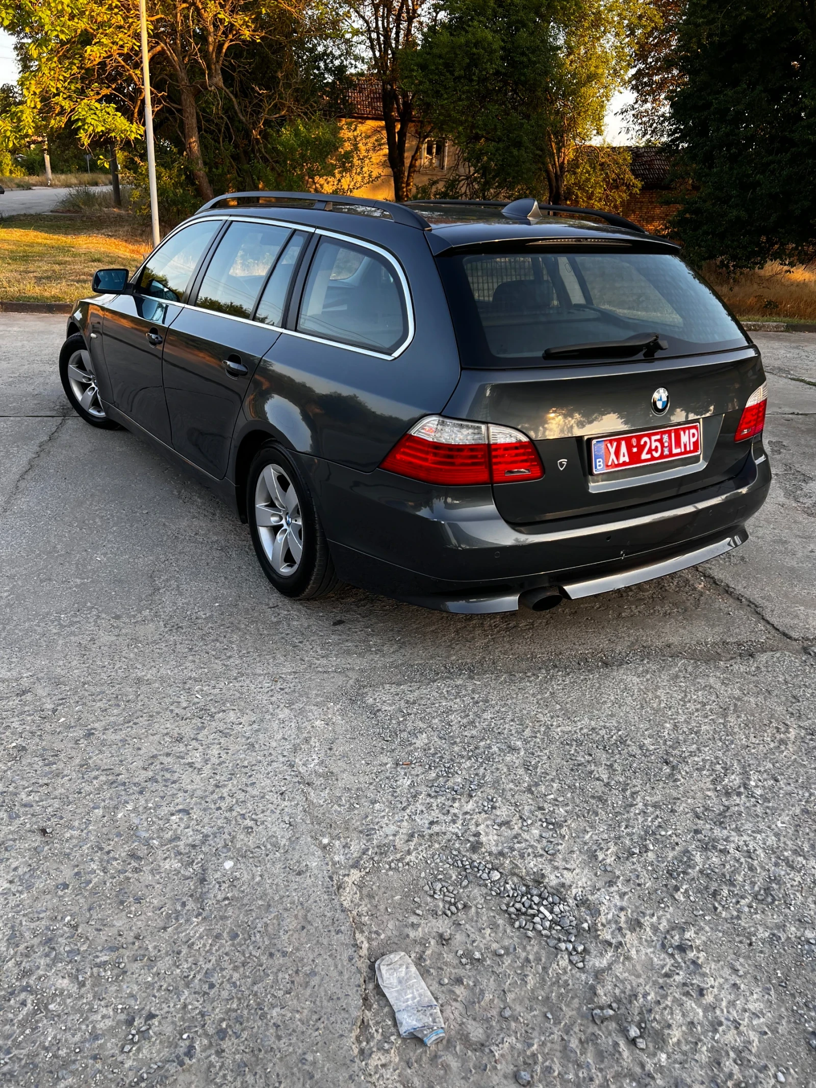BMW 520 FACELIFT  - изображение 2