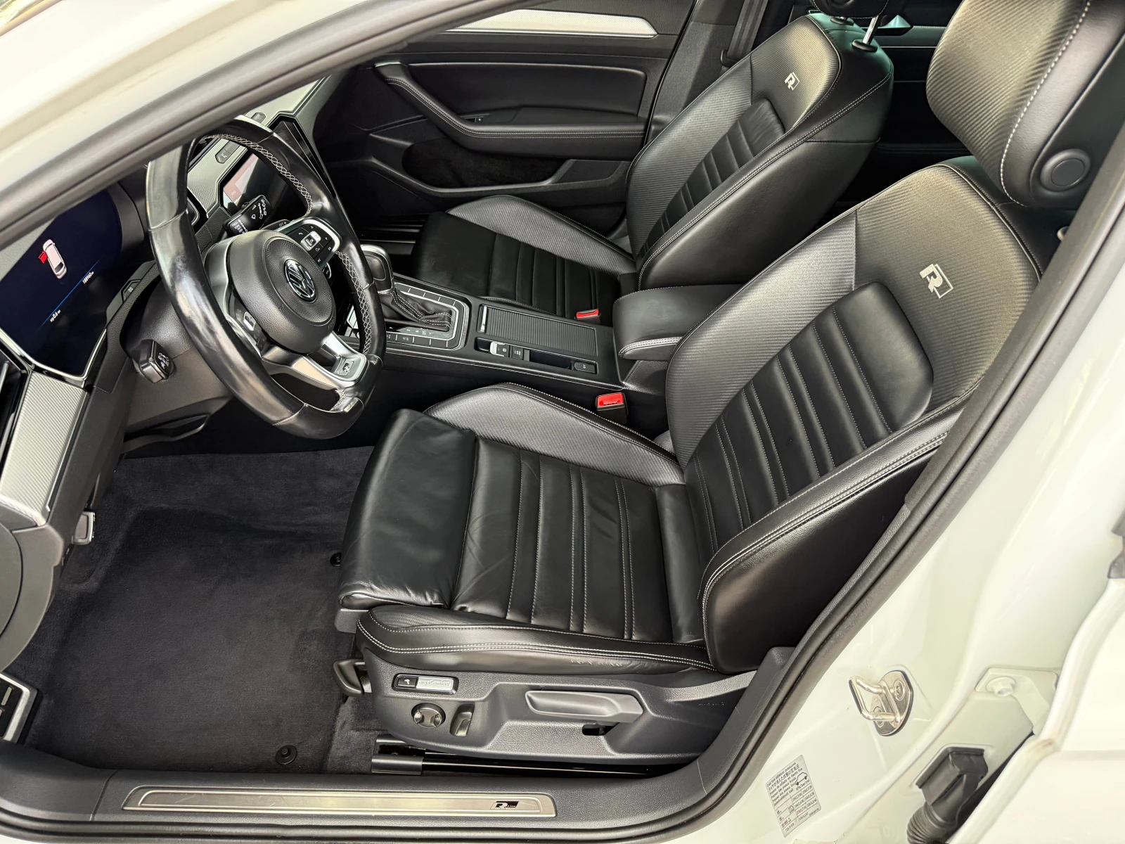 VW Passat 2.0 tdi R-line - изображение 7