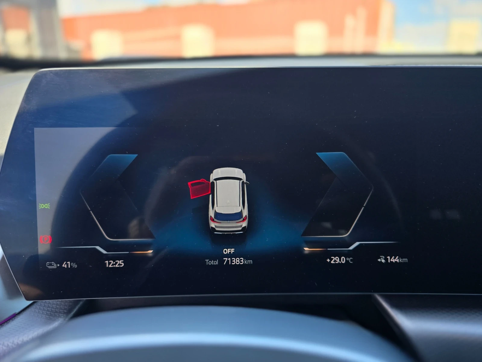 BMW iX1 XDrive30* M-pack *   *   *  | Mobile.bg   15