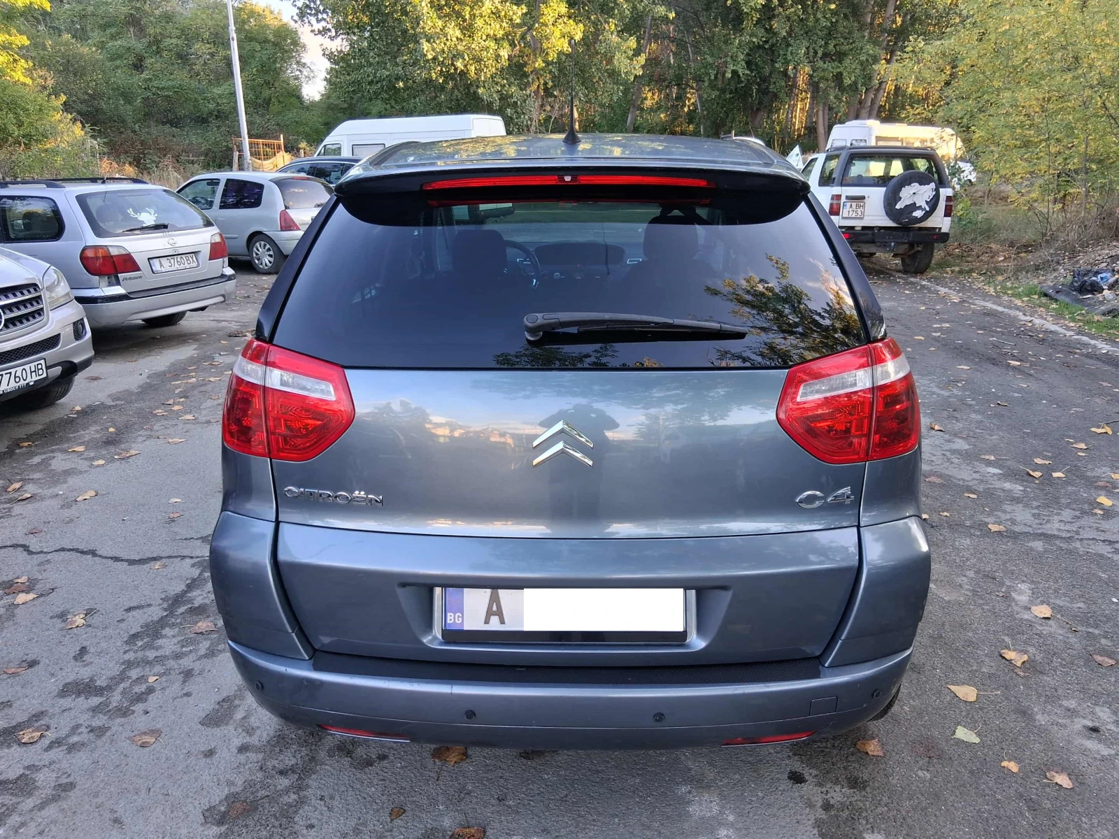 Citroen C4 Picasso 1.6 HDI - изображение 4
