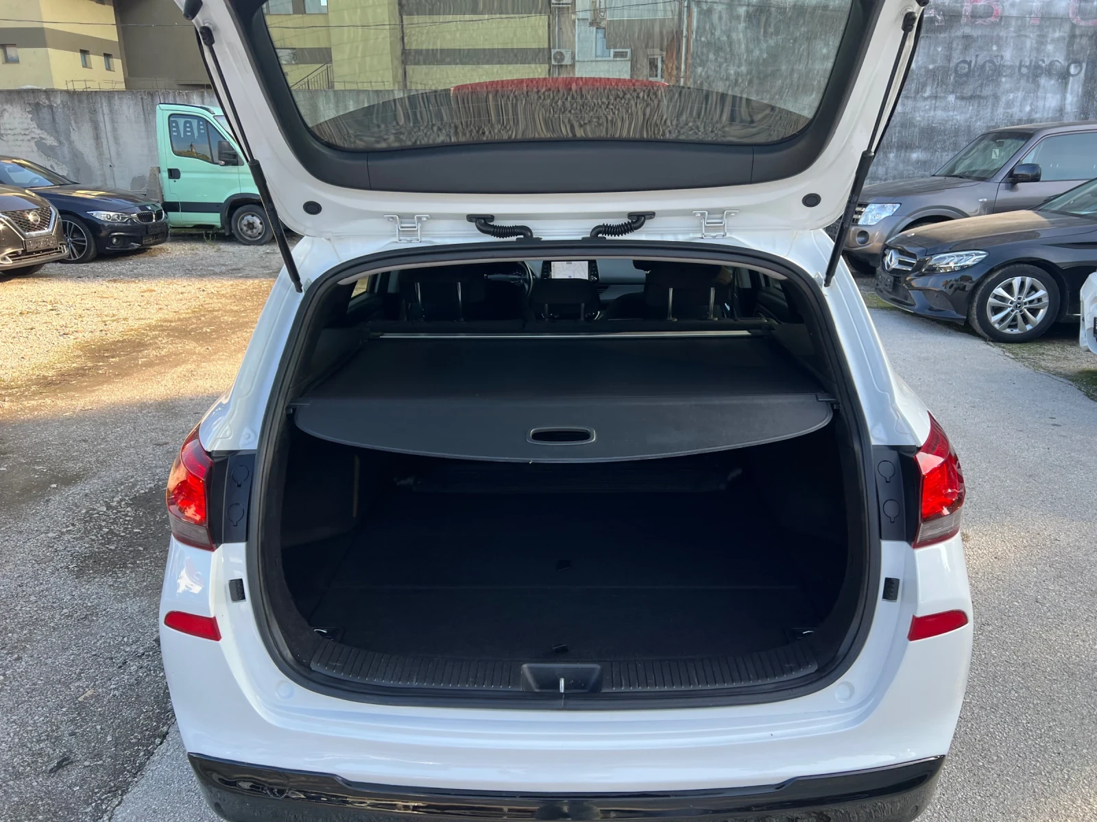 Hyundai I30 1.6d, ШВЕЙЦАРИЯ - изображение 4