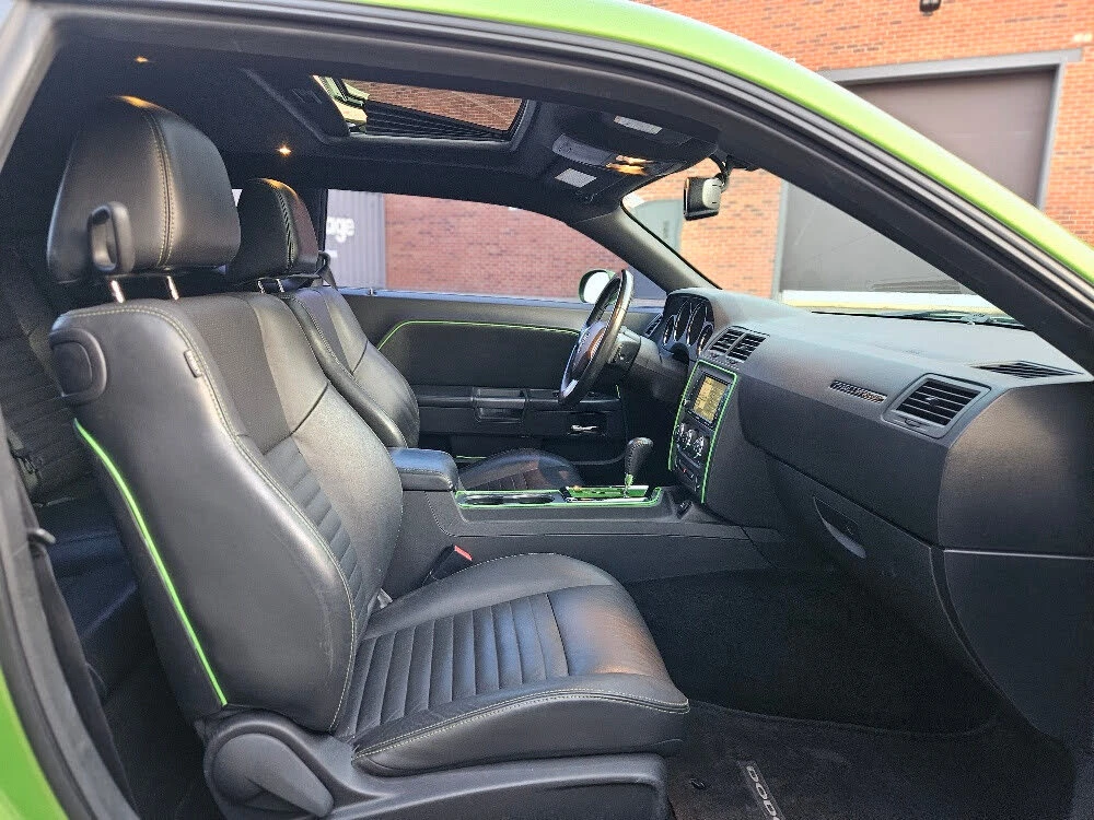 Dodge Challenger *  *    *   *  | Mobile.bg   11