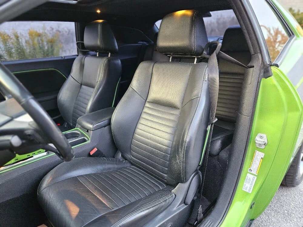 Dodge Challenger *  *    *   *  | Mobile.bg   8