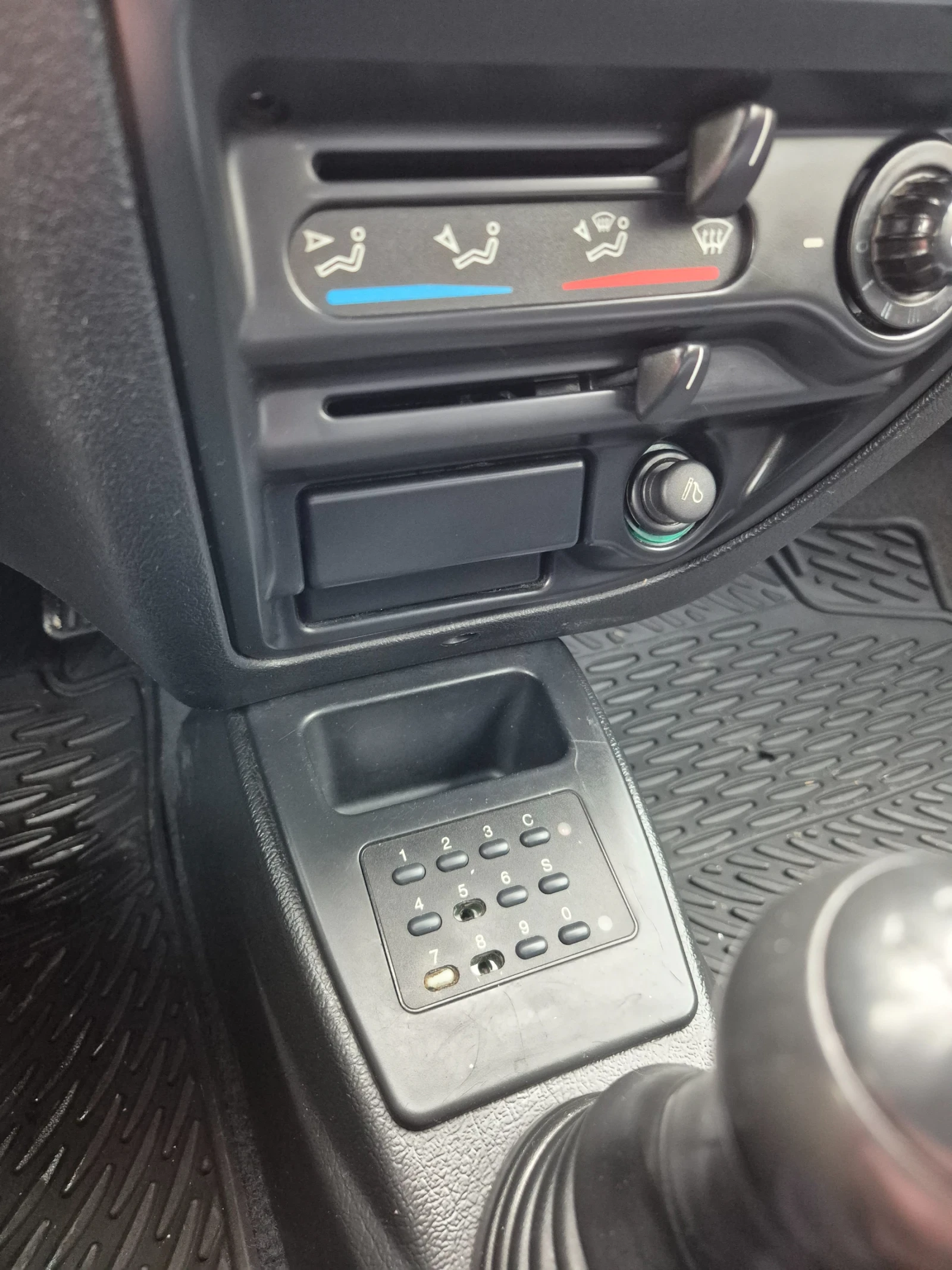 Citroen Saxo  - изображение 10