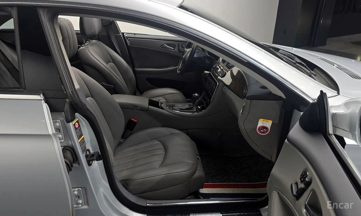 Mercedes-Benz CLS 350, снимка 10 - Автомобили и джипове - 53729247
