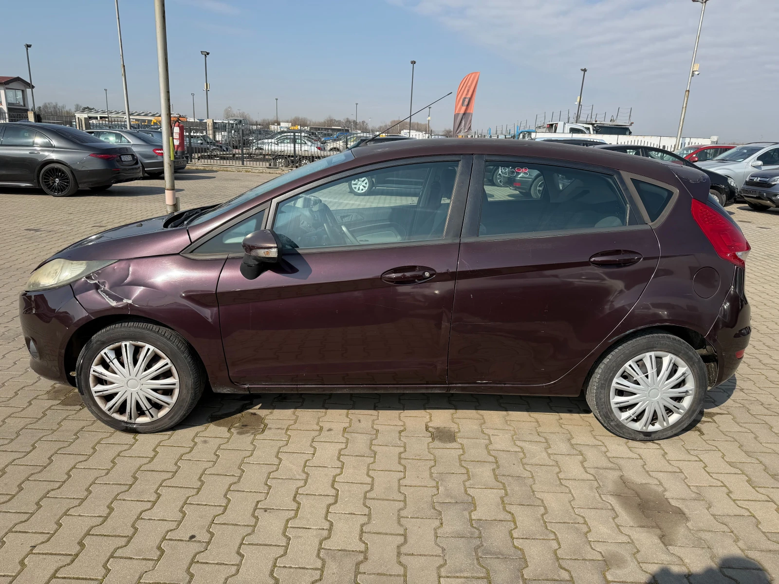 Ford Fiesta 1.4D EURO 4, снимка 9 - Автомобили и джипове - 53865172