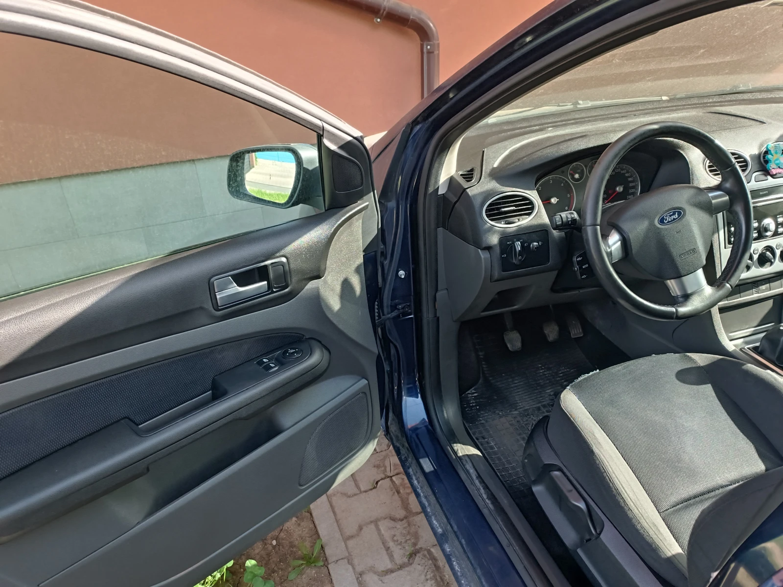 Ford Focus 1.6 di, снимка 2 - Автомобили и джипове - 54514973