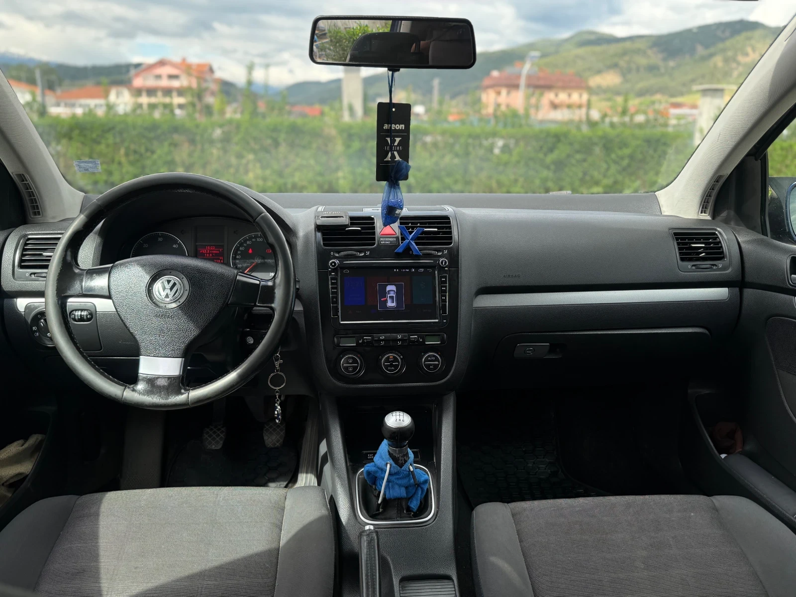 VW Golf 5 1.9TDI 105к.с., снимка 6 - Автомобили и джипове - 54654213