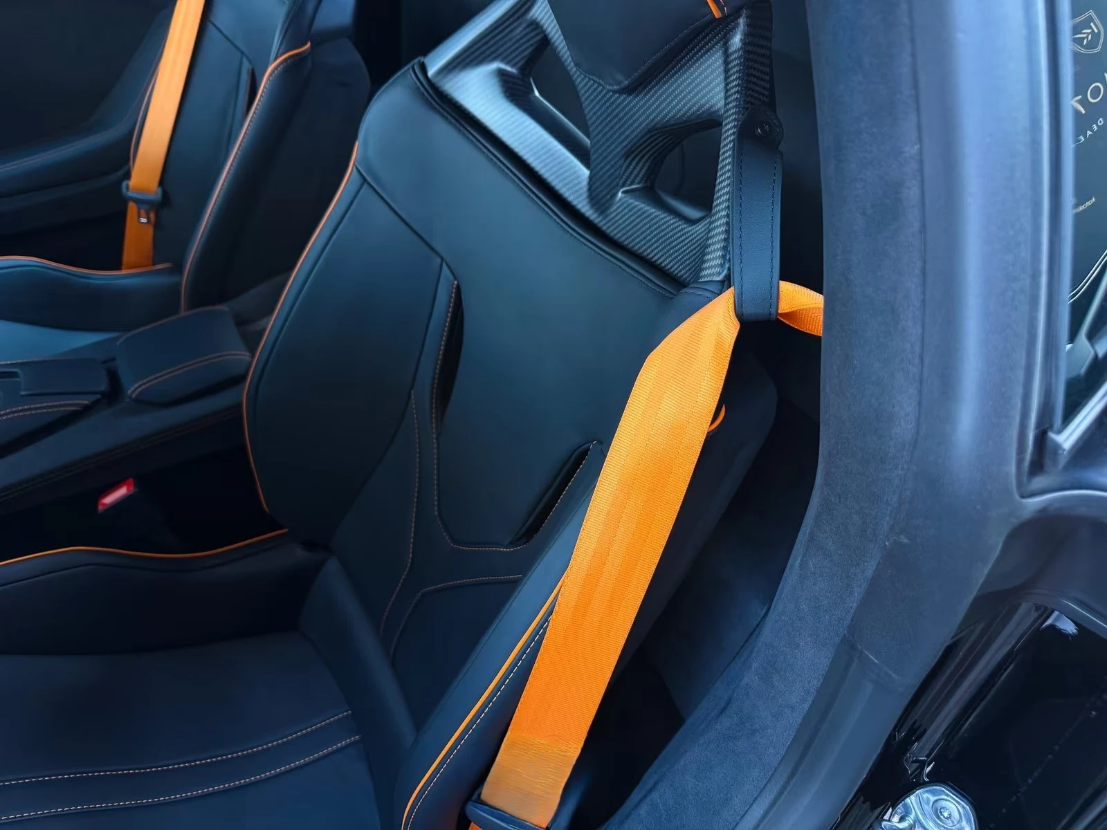Lamborghini Temerario 4.0 V8 PLUG-IN HYBRID / CERAMIC / CARBON, снимка 15 - Автомобили и джипове - 54740022