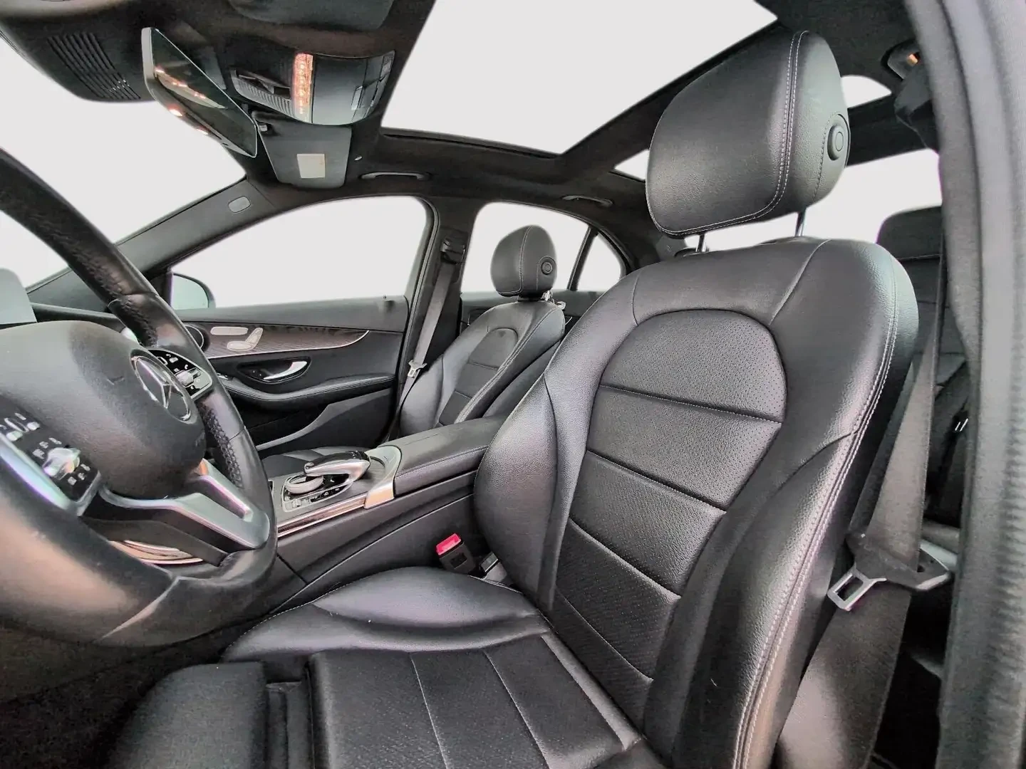 Mercedes-Benz C 300 C 300 4MATIC, снимка 7 - Автомобили и джипове - 54887898