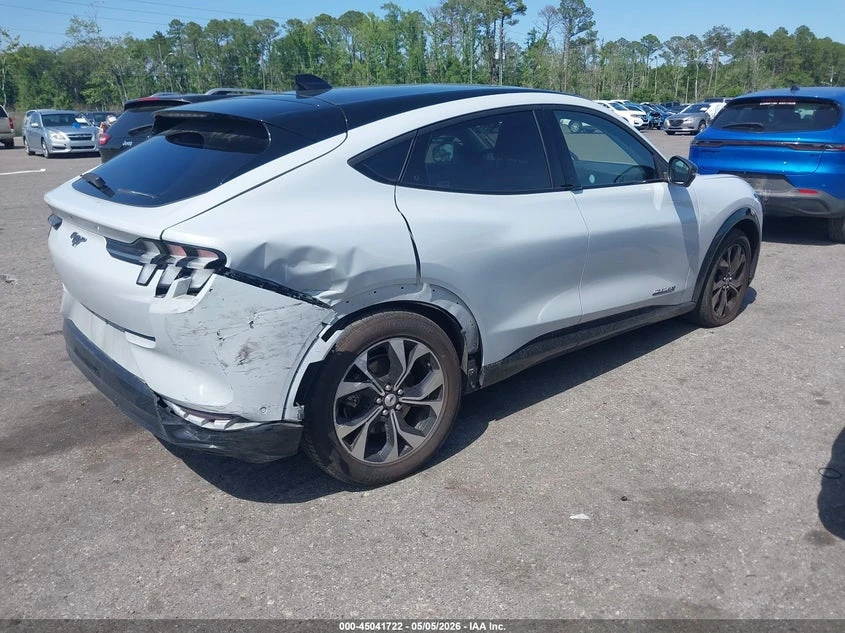 Ford Mustang Mach-E Premium, снимка 4 - Автомобили и джипове - 55288898