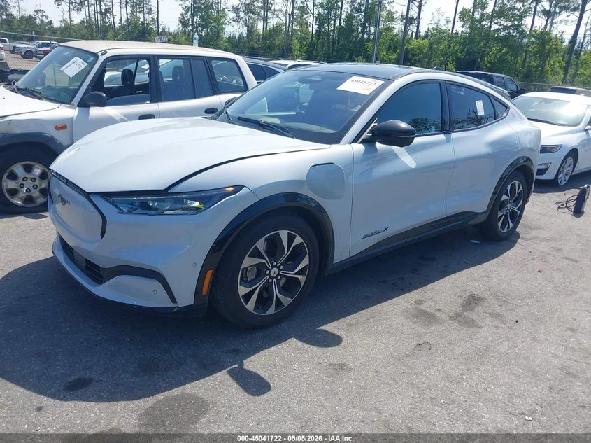 Ford Mustang Mach-E Premium, снимка 2 - Автомобили и джипове - 55288898